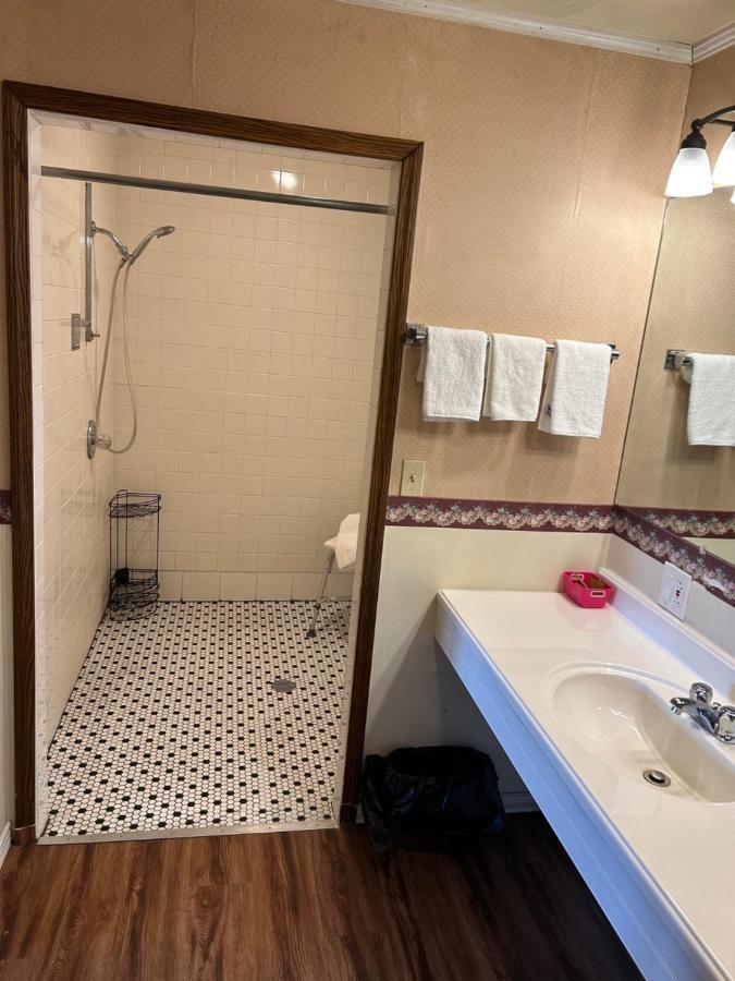 Valley Inn And Suites French Lick Εξωτερικό φωτογραφία