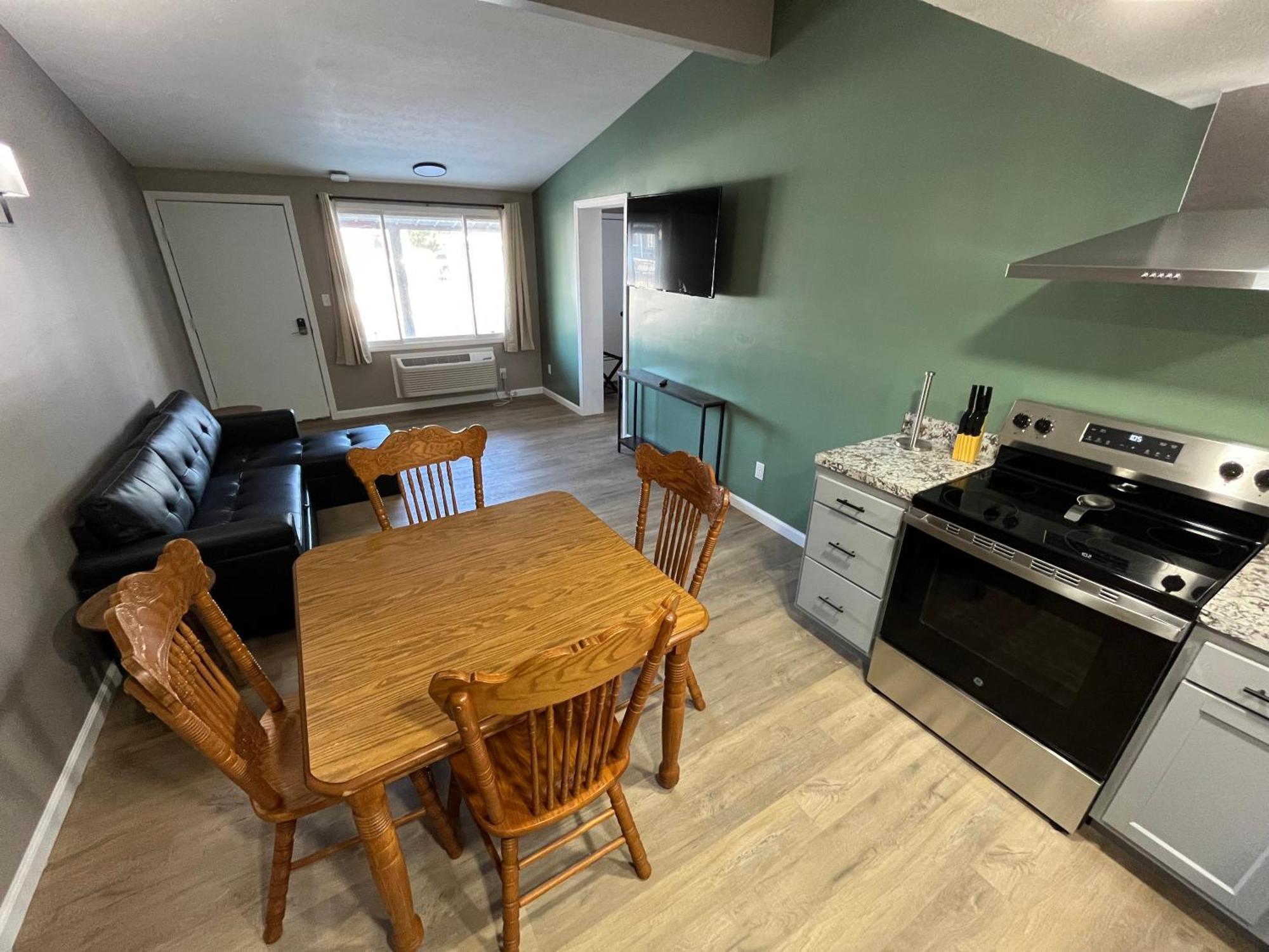 Valley Inn And Suites French Lick Εξωτερικό φωτογραφία